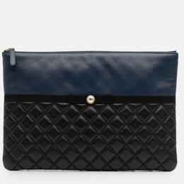 Chanel: Чорні клатчі 