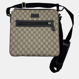 Gucci: Чёрная сумка  GG Supreme