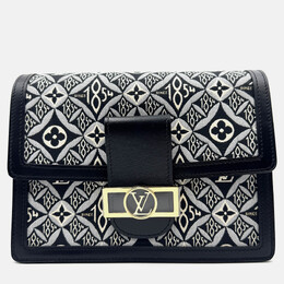 Louis Vuitton: Чёрная сумка 