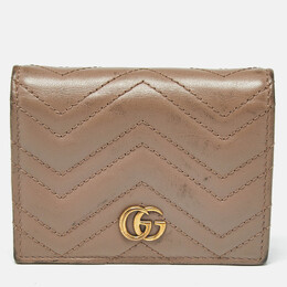 Gucci: Обкладинки  GG Marmont