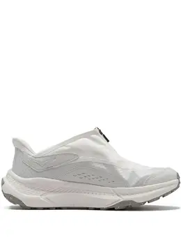 HOKA: Белые кроссовки 