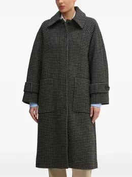 Barbour: Чёрное пальто 