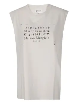 Maison Margiela: Майка  Numbers с принтом