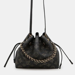 Louis Vuitton: Чёрная сумка 
