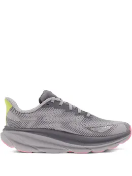 HOKA: Серые кроссовки 