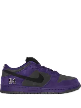 Nike: Фиолетовые кроссовки  SB Dunk Low