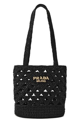 Prada: Чёрная сумка 
