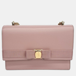 Salvatore Ferragamo: Розовая сумка  Vara