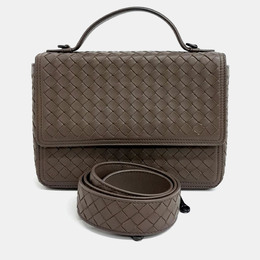 Bottega Veneta: Коричневая сумка 