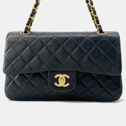 Chanel: Чорні сумки 