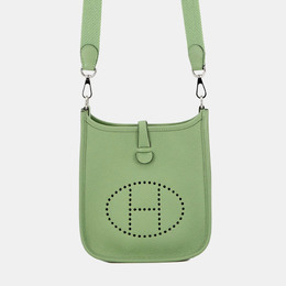 Hermes: Зелёная сумка 