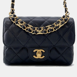 Chanel: Чорні сумки 