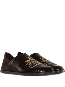Vivienne Westwood: Тёмные туфли 