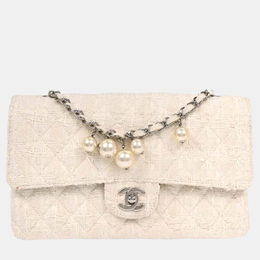 Chanel: Білі сумки 