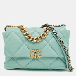 Chanel: Блакитні сумки 