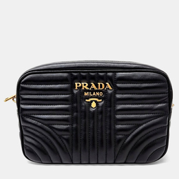 Prada: Чорні сумки через плече 