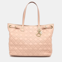 Dior: Рожеві сумки 