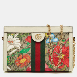 Gucci: Белая сумка  GG Supreme