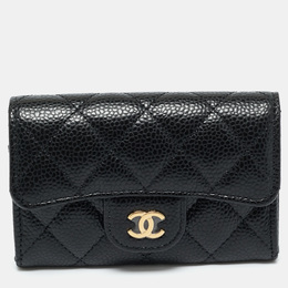 Chanel: Чорні картхолдери 