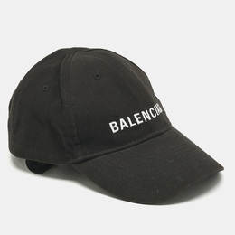 Balenciaga: Чёрная кепка 