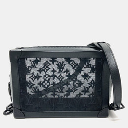 Louis Vuitton: Чёрная сумка 