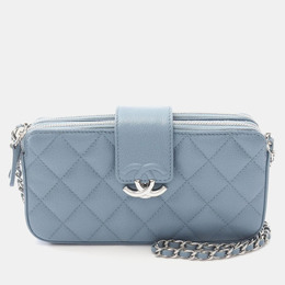 Chanel: Блакитні сумки 