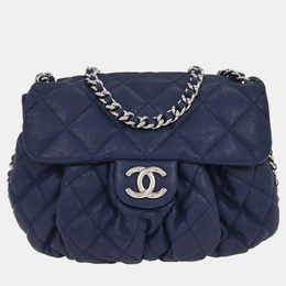 Chanel: Блакитні сумки 