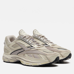 Reebok: Бежевые кроссовки 