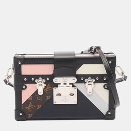 Louis Vuitton: Розовая сумка 