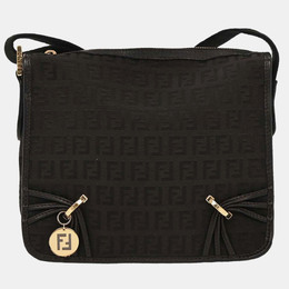 Fendi: Чёрная сумка 