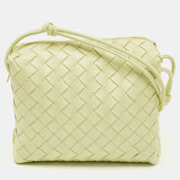 Bottega Veneta: Светлая сумка  Intrecciato