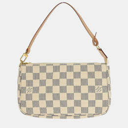 Louis Vuitton: Белая сумка  Pochette Accessoires