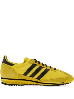 adidas: Жёлтые кроссовки  Stripes