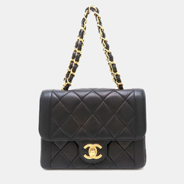 Chanel: Чорні сумки 