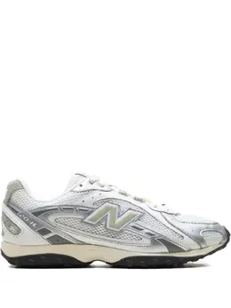 New Balance: Серебристые кроссовки 