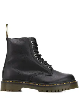 Dr. Martens: Чёрные ботинки 