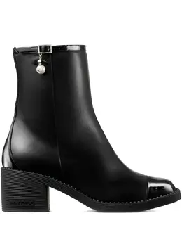 Jimmy Choo: Чёрные ботинки 
