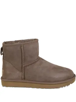 UGG: Светлые ботинки  Classic Mini II