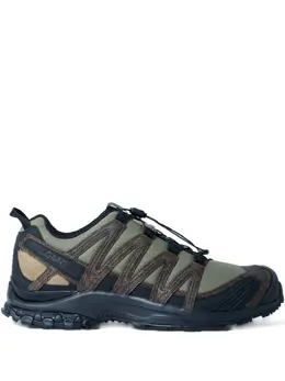 Salomon: Зелёные кроссовки 