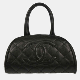 Chanel: Чёрная сумка 