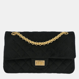 Chanel: Чёрная сумка 