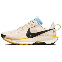 NIKE: Яркие кеды 