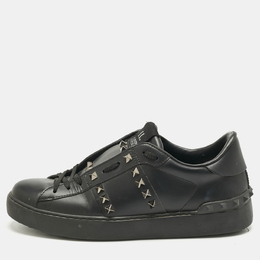 Valentino: Чёрные кроссовки  Rockstud Untitled