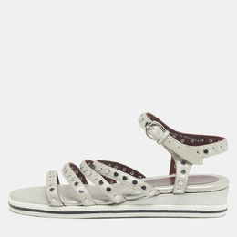 Marc by Marc Jacobs: Серебристые сандалии 