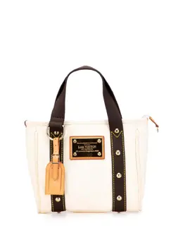 Louis Vuitton Pre-Owned: Белая сумка 