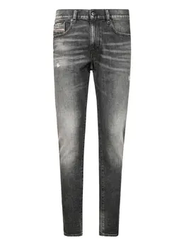 Diesel: Рваные джинсы 