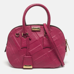 Burberry: Розовая сумка 