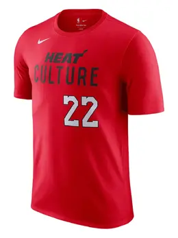 Nike: Красная футболка 
