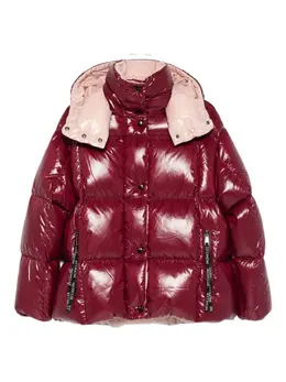 Moncler: Красная куртка  Parana