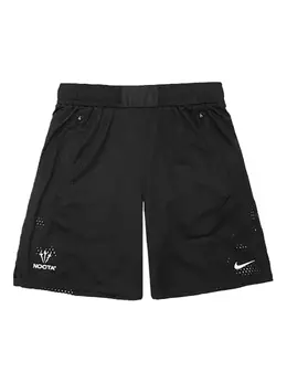 Nike: Чёрные шорты 